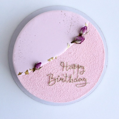 Муссовый торт Happy birthday